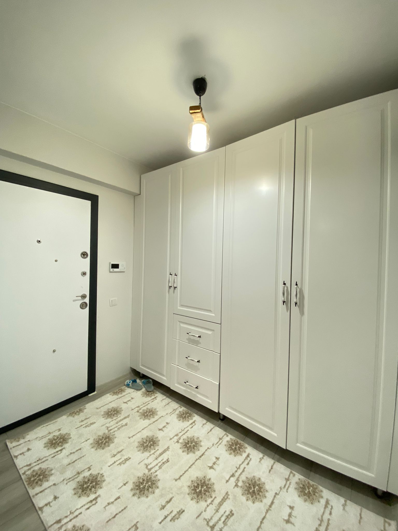 MABEL GAYRİMENKUL-SANAYİ MAH. DENİZ MANZARALI GENİŞ DAİRE